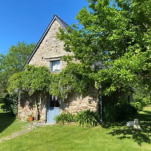 https://maison-landevant-bretagne.inbrittany.com