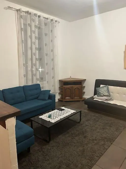 Superbe Appartement Avec Parking Gratuit Vaulx-en-Velin